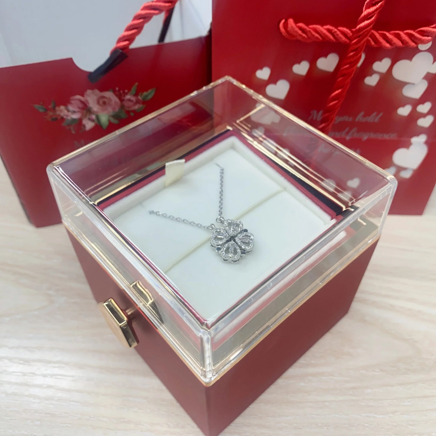 Rotating eternal rose box with necklace